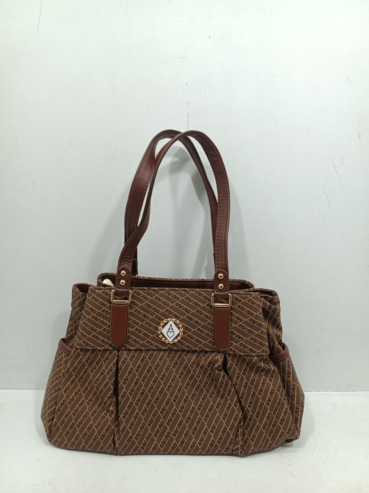 LADIES LOOSE SHOULDER TRAVEL BAG 18